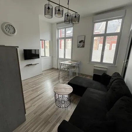 Amiens, Douillet 2-4p Apartment *
